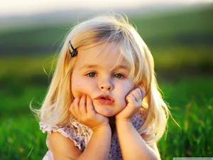 Blonde Baby Girl Wallpaper