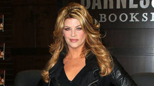 Blonde Kirstie Alley At Book Signing Event Wallpaper