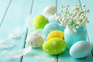 Blue Aesthetic Easter Decoration Wallpaper