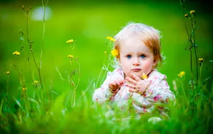 Blue Eyes Cute Baby Girl Wallpaper