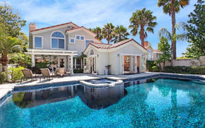 Blue Pool White House Wallpaper