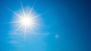 Blue Sky Sunlight Heat Wallpaper