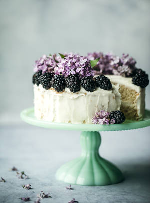 Blueberry Cream Cake Wallpaper