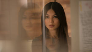 Blurred Illusion Gemma Chan Wallpaper