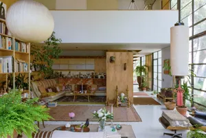 Bohemian Style Spacious Living Room Wallpaper