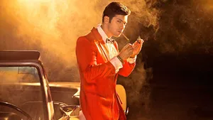 Bollywood Star Varun Dhawan Wallpaper