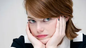 Bored Emma Stone Wallpaper