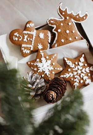 Box Of Gingerbreads Wallpaper
