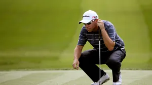 Brian Davis Surveying The Ball's Path Wallpaper