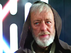 British Actor Alec Guinness Wallpaper