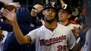 Byron Buxton With Teammates Wallpaper