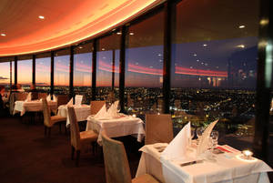 C Restaurant In The Sky Australia Wallpaper