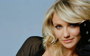 Cameron Diaz Stylish Blonde Hair Wallpaper