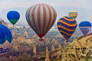 Cappadocia Close-up Balloons Wallpaper