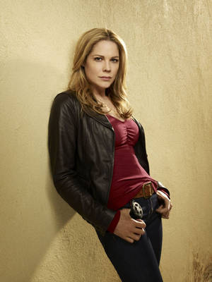 Caption: Actress Mary Mccormack Portraying Character Mary Shannon Wallpaper