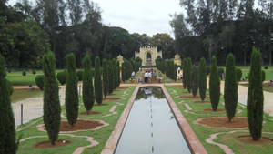 Caption: Majestic View Of Tipu Sultan's Summer Palace In Bangalore Wallpaper