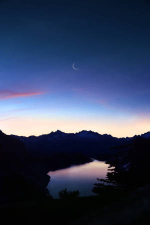 Captivating Lunar Tranquility Wallpaper