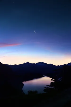 Captivating Lunar Tranquility Wallpaper