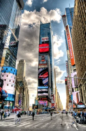 Captivating New York Skyline Iphone Hd Wallpaper Wallpaper