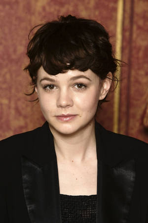 Carey Mulligan Black Hair Wallpaper