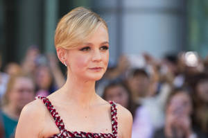 Carey Mulligan In Public Wallpaper