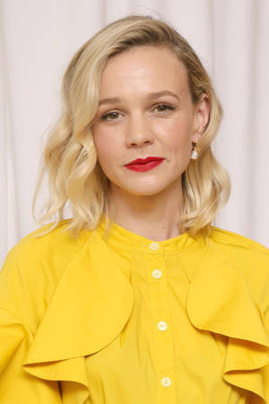 Carey Mulligan In Yellow Wallpaper