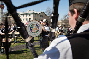 Carnegie Mellon University Pipes & Drums Wallpaper