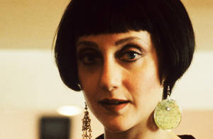 Carol Kane Bob Cut Hairstyle Wallpaper