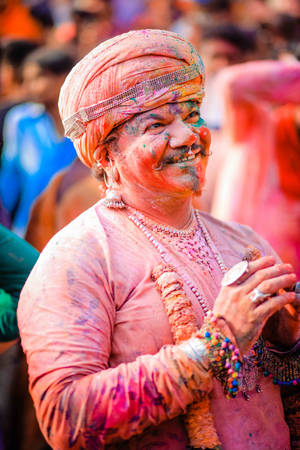 Celebrating Colors - Traditional Holi Festivities In India Wallpaper