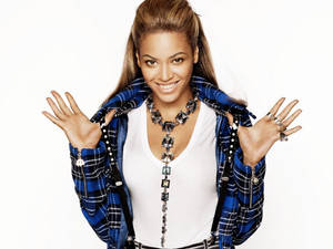 Celebrity Beyonce In Blue Jacket Wallpaper