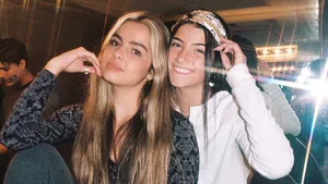 Charli And Addison Posing Together Wallpaper