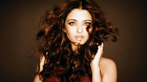 Chic Aishwarya Rai Wallpaper