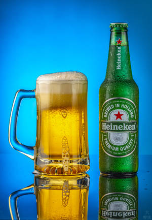 Chilled Heineken Pale Lager Beer Bottle Wallpaper