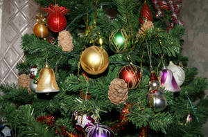 Christmas Tree Colorful Bells And Balls Wallpaper