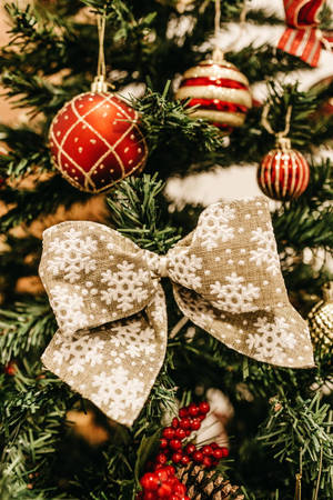 Christmas Tree Decor 8k Phone Wallpaper