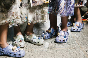 Christopher Kane X Crocs Wallpaper