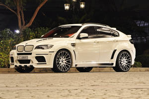 Classy White Bmw X6 M Wallpaper