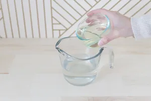 Cleaning Liquid Glass Wallpaper