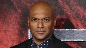 Colin Salmon Red Carpet Look Wallpaper