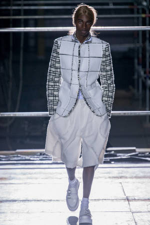 Comme Des Garçons White Grid Outfit Wallpaper