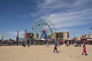 Coney Island People Walking Wallpaper