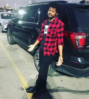 Coryxkenshin Red Flannel Wallpaper