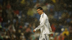 Cr7 Hd Raining Football Game Wallpaper