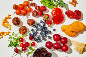 Cranberry Mixed Berries Digital Art Wallpaper