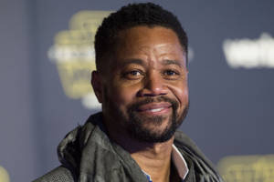 Cuba Gooding Jr Hoodie Wallpaper