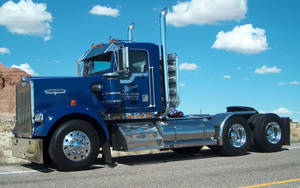 Custom Kenworth W900 Wallpaper