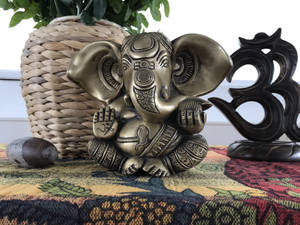 Cute Ganesha Metal Statue Wallpaper