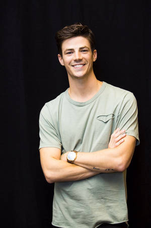 Cute Grant Gustin Wallpaper