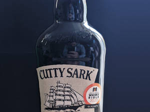 Cutty Sark Black Bottle Close-up Wallpaper