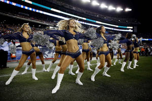 Dallas Cowboys Cheerleader Wallpaper